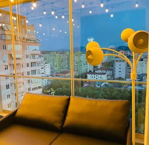 Wings * Τίρανα